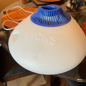 Vicks Warm Steam Vaporizer Humidifier